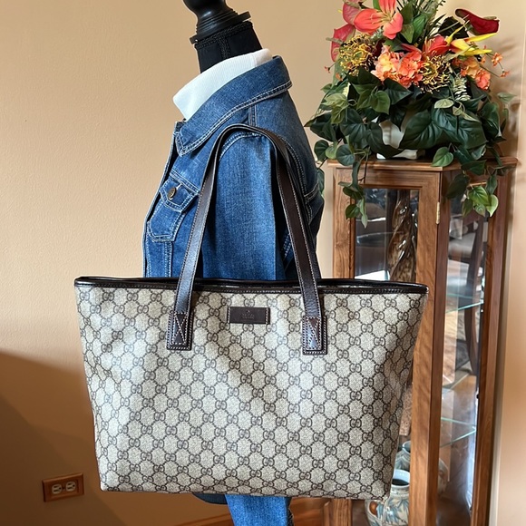 💯 % authentic Gucci shoulder bag - Picture 4 of 16